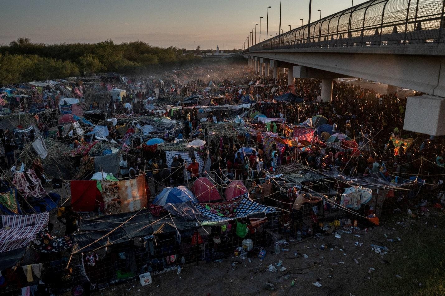 Migrants Take Shelter Reuters